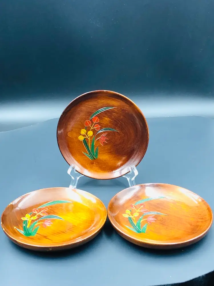 Vintage Painted Wood Trinket Dish Saucer 