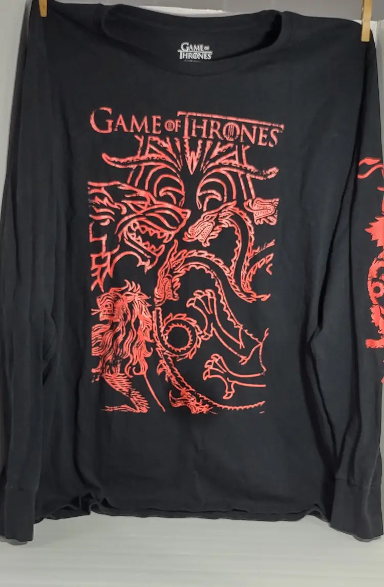 Game of Thrones Black long sleeve shirt with Red Dragon XL