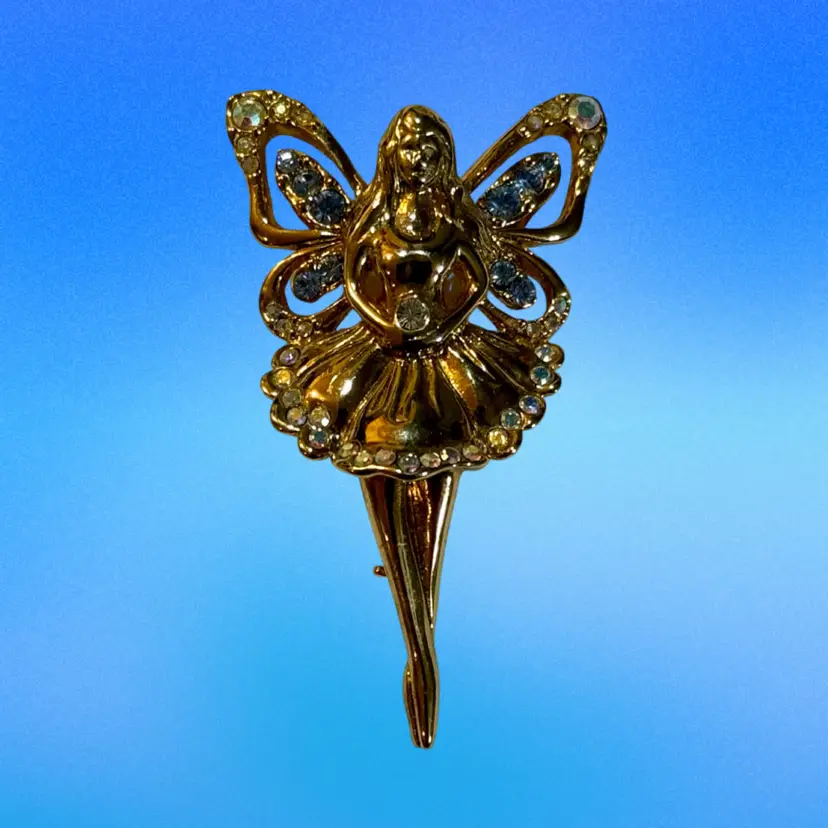Vintage Signed Monet Sugarplum Fairy Rhinestone Accents Goldtone Brooch