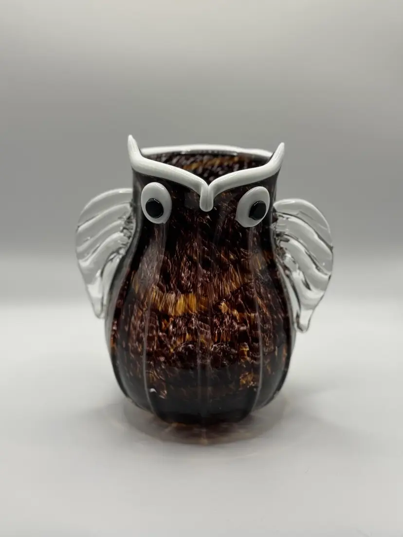#01 Art Glass Owl 7x6 Inches