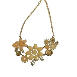 Vintage Gold-Toned Plastic Beads And Rhinestone Necklace 17”