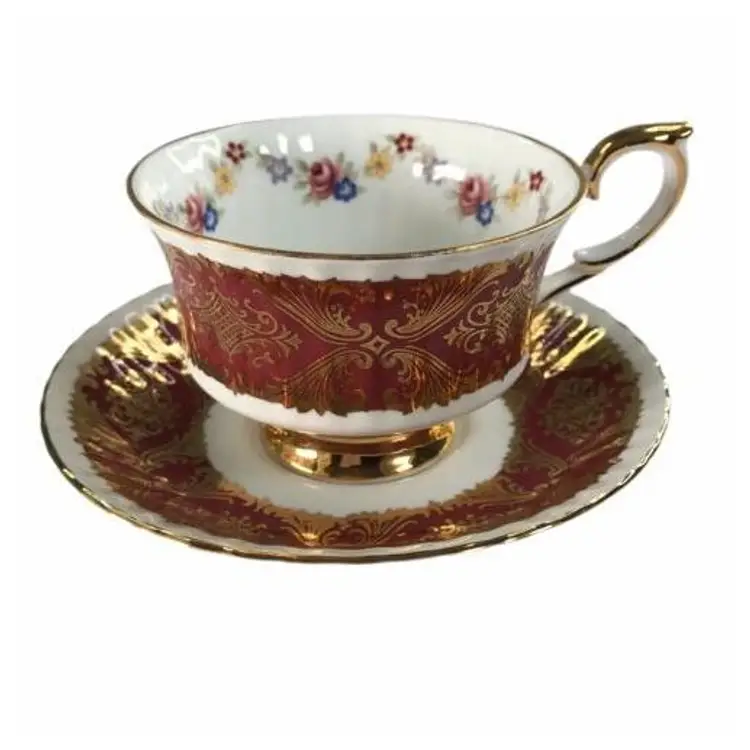 Paragon Tea Cup & Saucer Red Gold Gilt Design Floral Flower Pembroke England