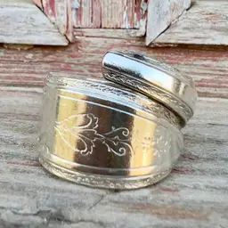 Spoon Ring Silver Plate Size 7 Spiral Adjustable Up or Down