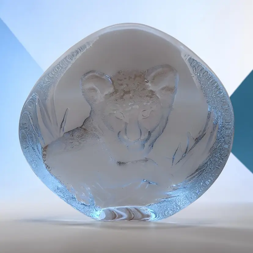 Lion Cub By Mats Jonasson Sweden Full Lead Crystal Paperweight Pattern 3376