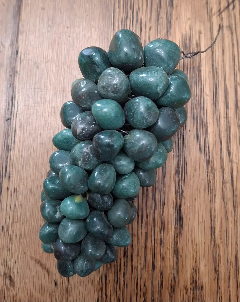 Vintage Stone Grape Cluster