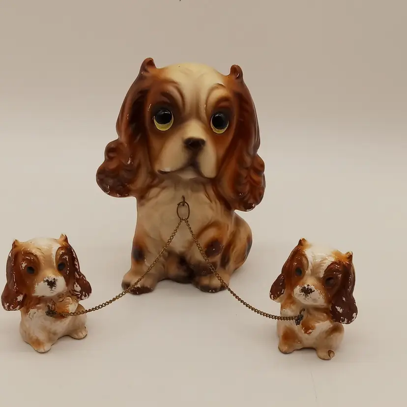 Vtg Ceramic Cocker Spaniel Dog Figurines Big Eyed Mama Puppies Chained