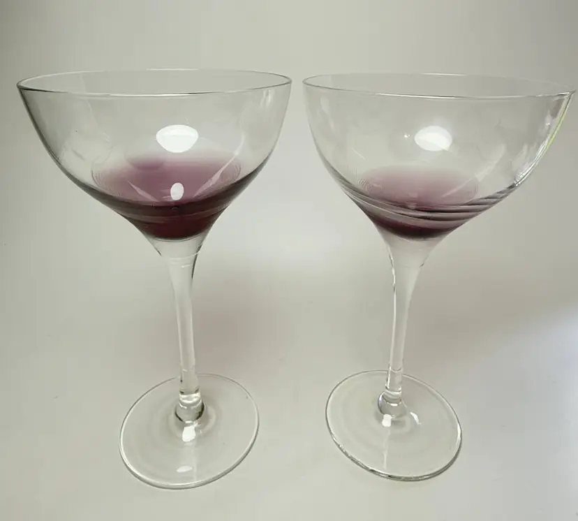 2 Qualia Topaz Martini Wine Glasses Clear Purple Swirl Mouth Blown Amethyst Bar