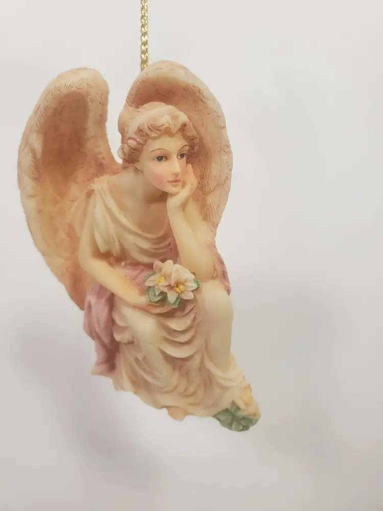 Seraphim Classics Roman Inc Ophelia Heart Seeker Angel 1994