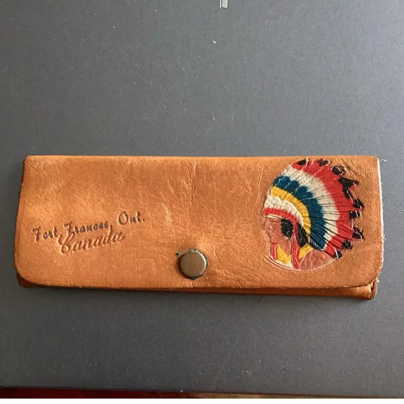 Vintage Genuine Cowhide Fort Frances, Ontario Canada Indigenous Chief Grooming Kit (comes empty)