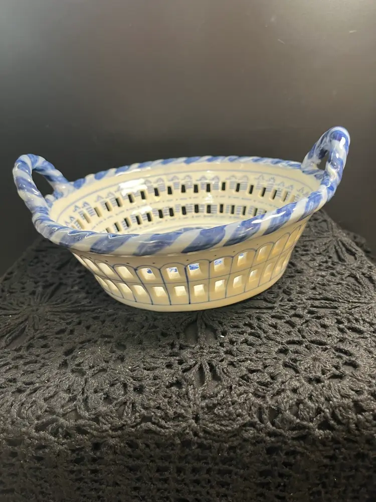 #01 Ceramic Harvest Blue Bowl w/ Handles and Articulated