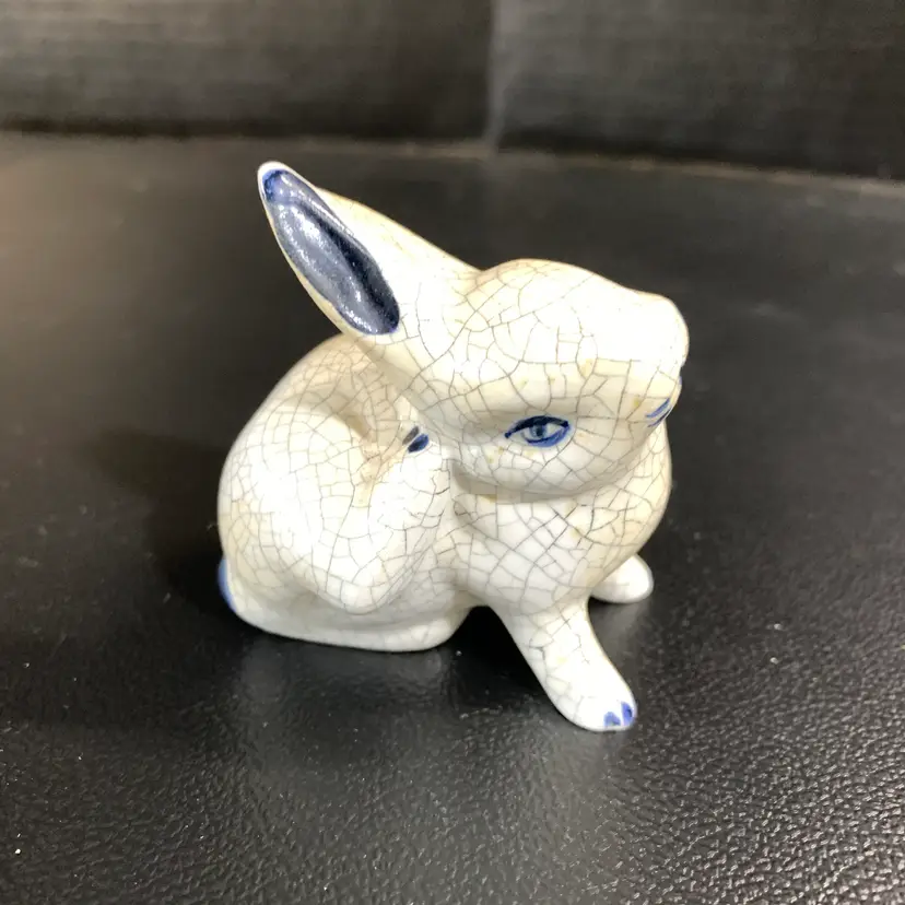 Potting Shed Bunny Figurine Signed AS IS