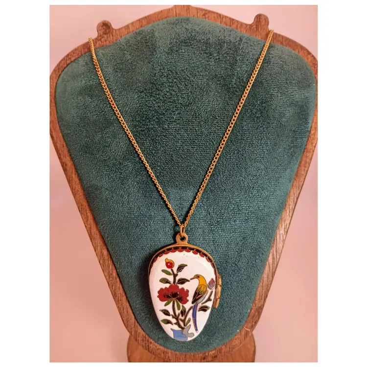 Vintage Cloisonne Bird with Fowers Locket/Trinket Pendant Necklace.