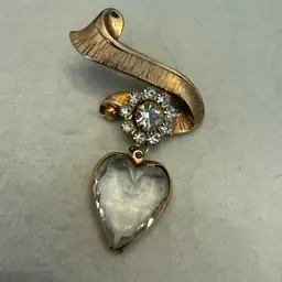 Beautiful Heart Dangle Brooch