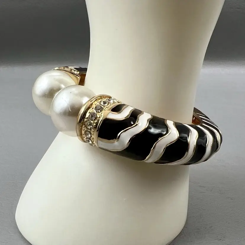 Gold Tone Zebra Enamel Hinged Bangle Bracelet Faux Pearl Rhinestone Statement 5.75"