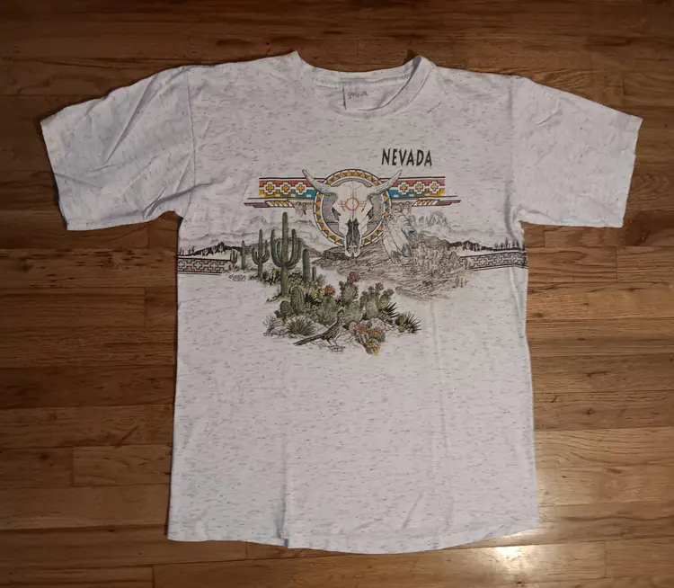 Vintage single stitch Nevada t-shirt Large Sansegal AOP Skull Roadrunner