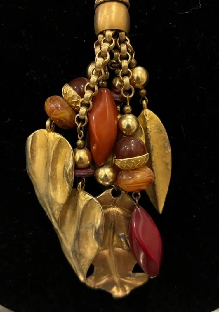 Rare Unicorn Vintage Dauplaise Acorns Oak Leaves Necklace Gold Tone Signed