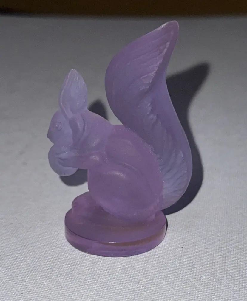 Toso Cesare Murano Neodymium Frosted Glass Blue to Purple Squirrel Figurine 3”