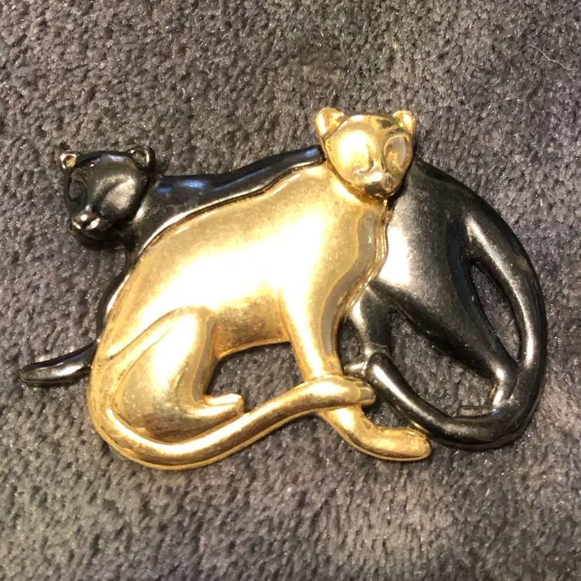 Vintage Liz Claiborne Black & Gold-Tone Big Cat Brooch