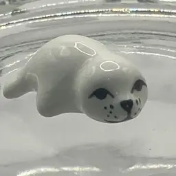 Miniature Bug House, Taiwan, Baby Seal, White, Itty Bitty, <1”