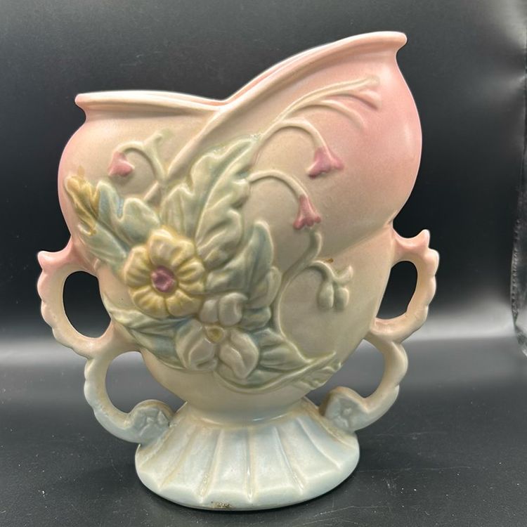 Hull Pottery Art Wildflower Vase