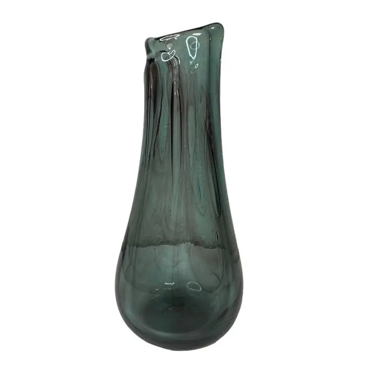 Buzz Williams 1972 Signed Hand Blown Green Art Glass 8” Vase