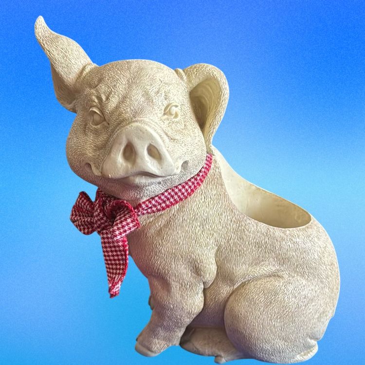 Resin Piggy Utensil Holder