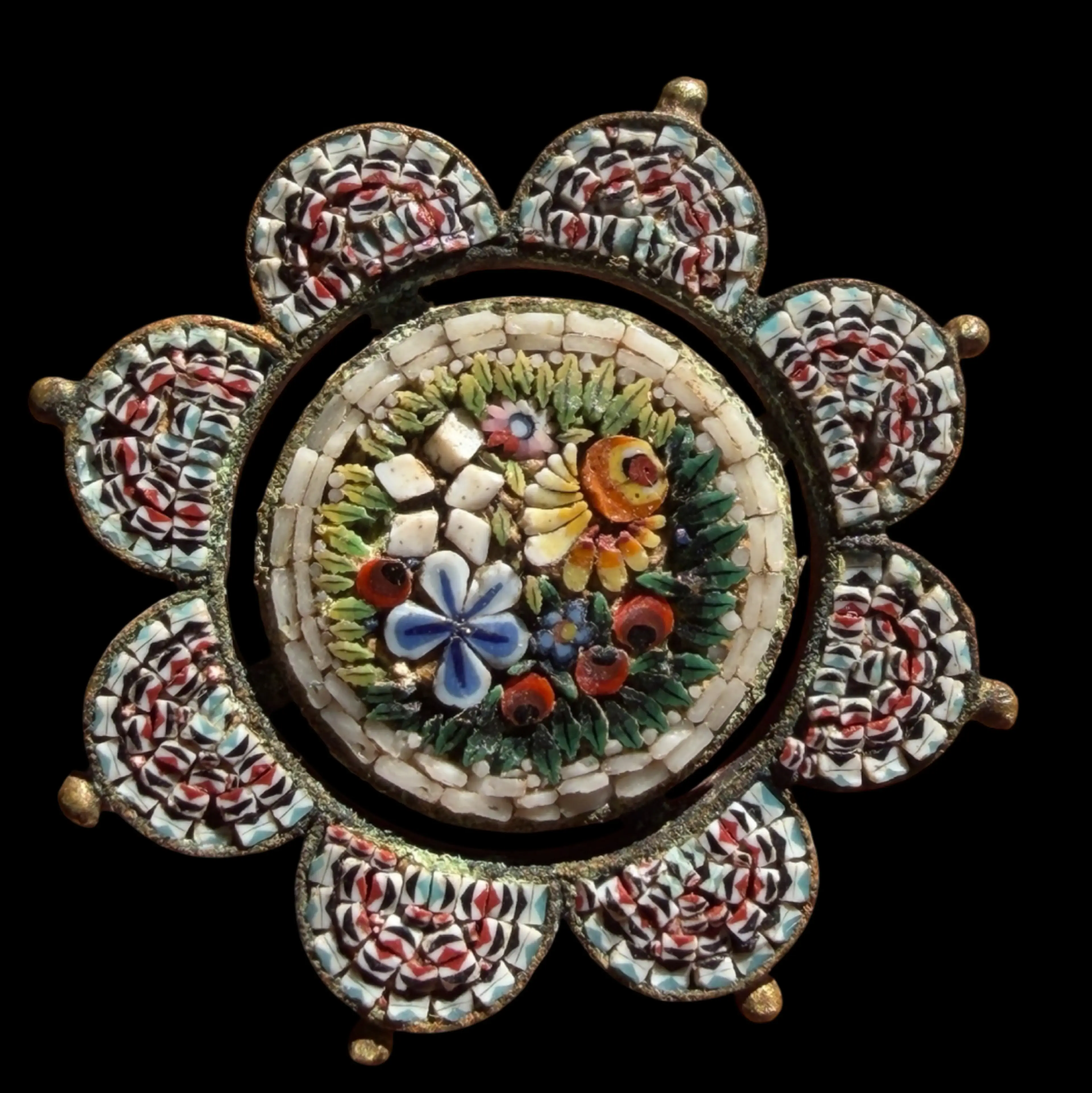 Image 4 of 4