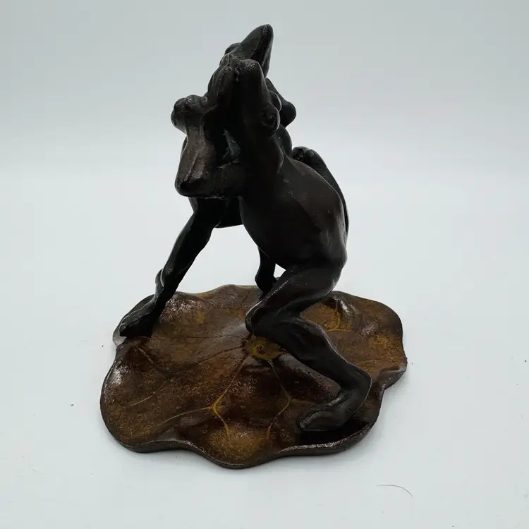 Dancing Frogs On Lily Pad Cast Iron Sculpture 5in Solid Figurine Vintage