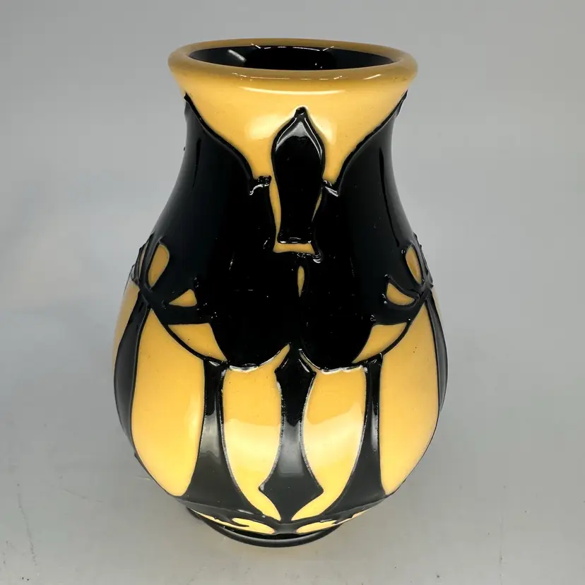 Moorcroft Pottery England Art Nouveau Style Signed 2008 - Hard To Find