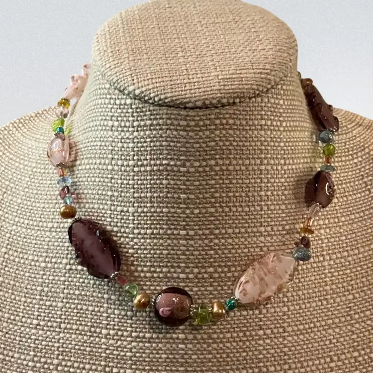#015- Premier Designs Ruffled Art Glass Necklace