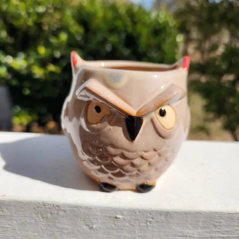 Owl Planter 2.5" tall x 3" wide