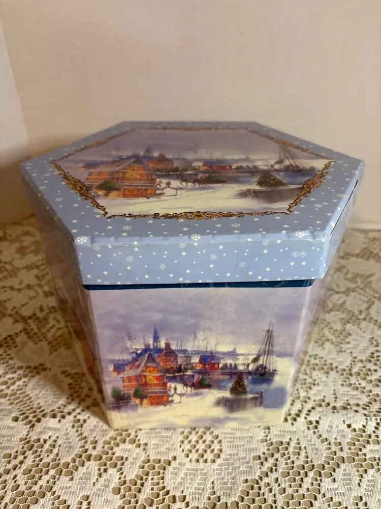 Vintage Victorian Christmas Ornaments Set Of 12 With Box