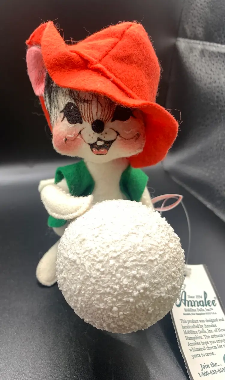 Annalee "armed & ready" Mouse