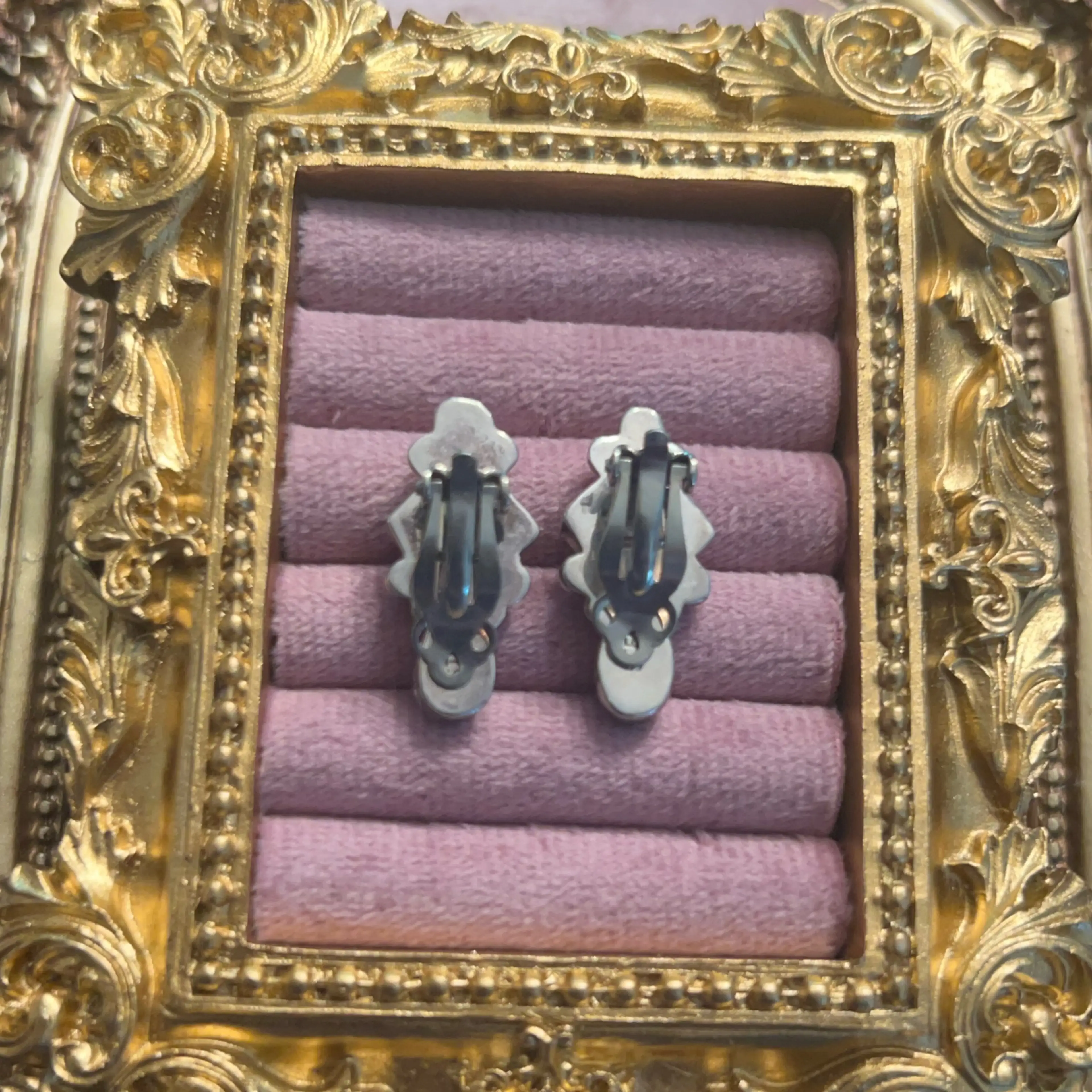 Image 2 of 2