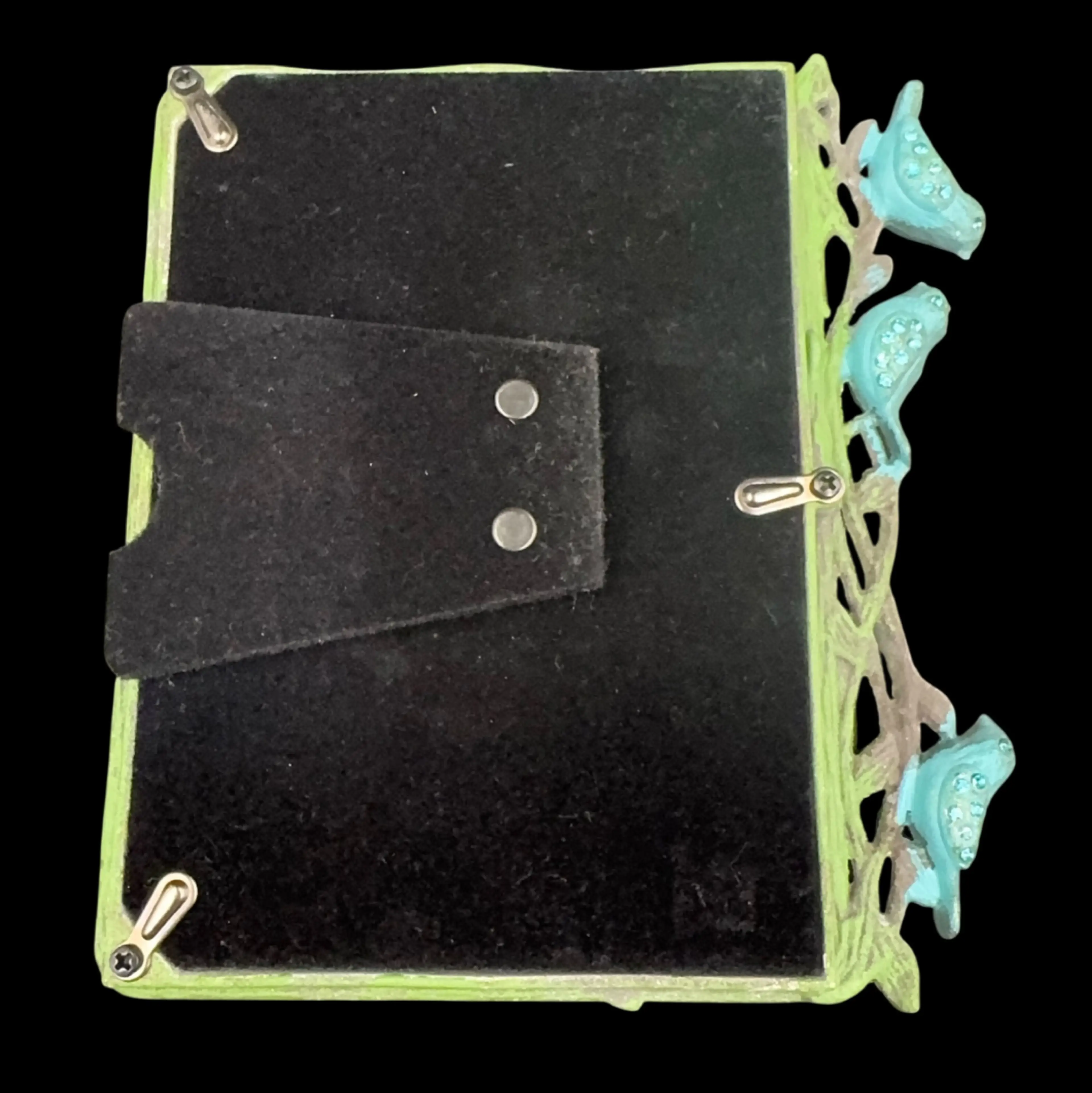 Image 5 of 5