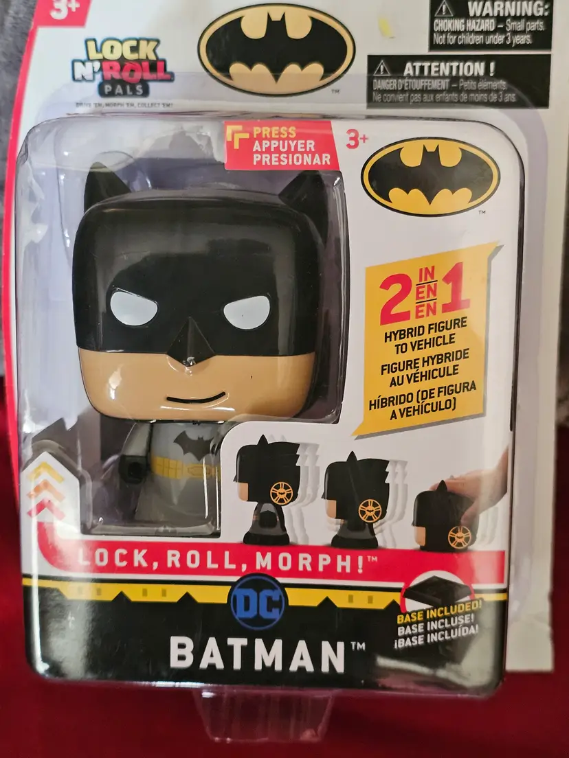 DC Batman Lock N’Roll Pals (Hybrid Action Figure To Vehicle Toy) Brand New