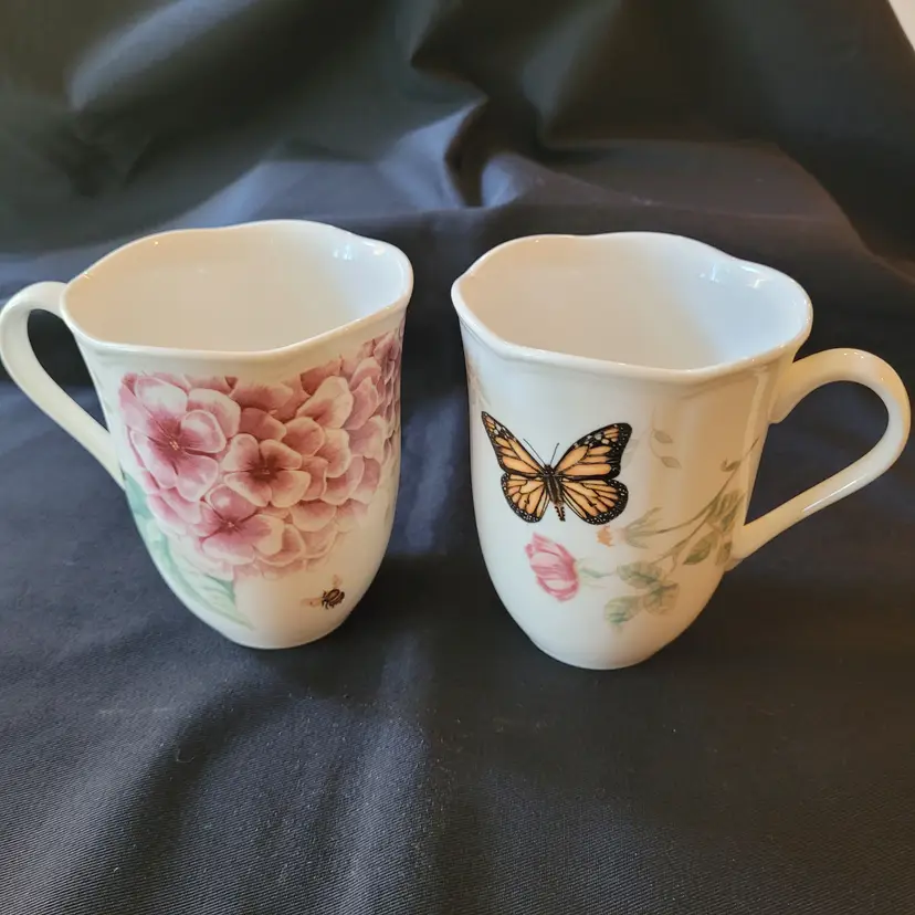 2 Lenox Cups Scalloped Edges Monarch & Butterfly Meadow Hydrangea