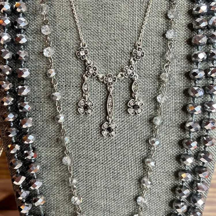 Coordinated Costume Jewelry Set - Faceted Glass