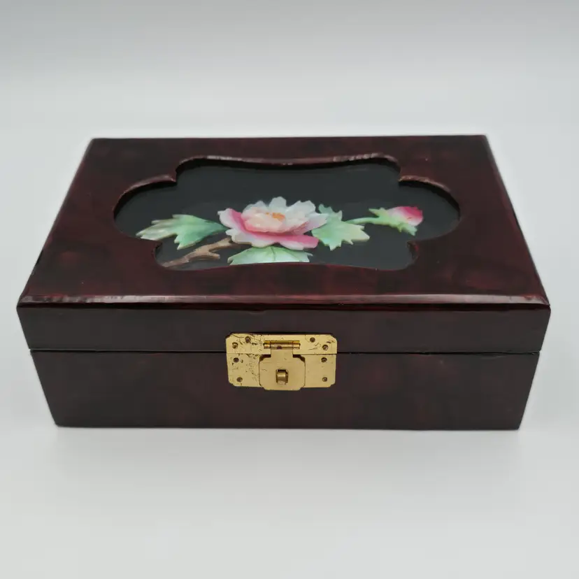 3D Shell Art Lacquered Jewelry Trinket Box Red Silk Lined