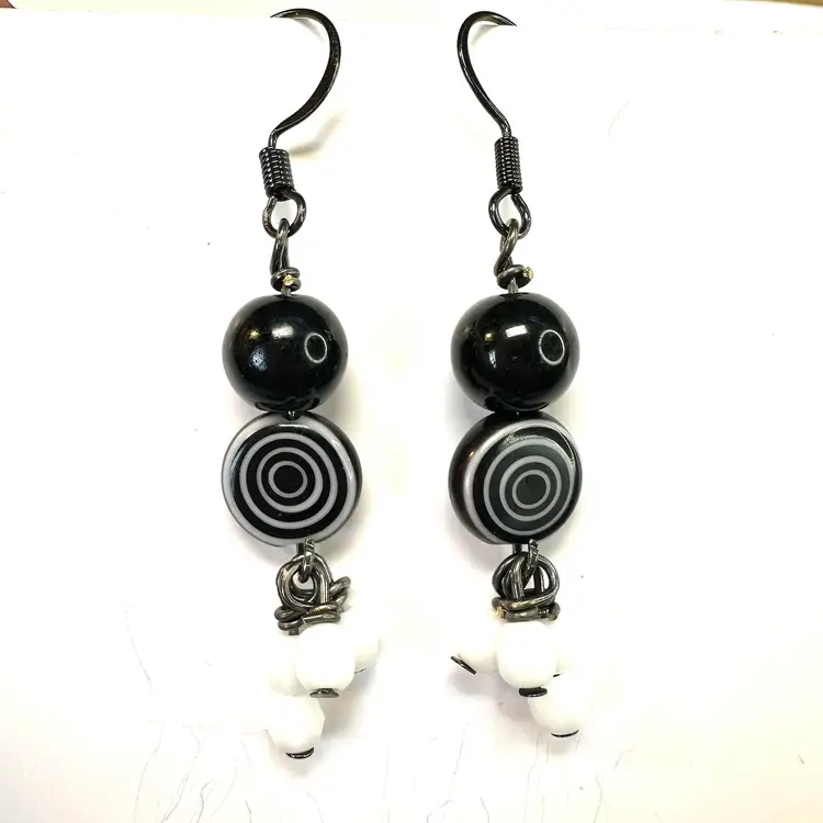 Black White Spiral Disc Glass Bead Gunmetal Tone Handmade Dangle Earrings 2”L Made By Me