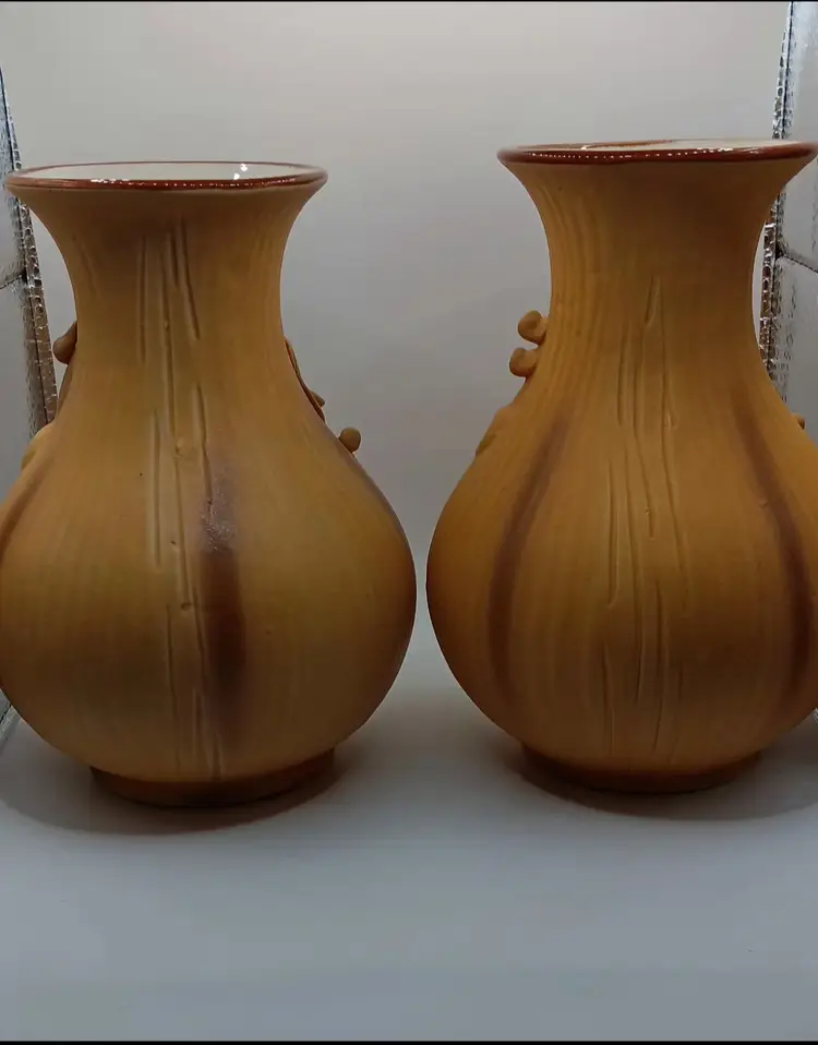 2 Beige Ceramic Vases With Dogwood Flowers