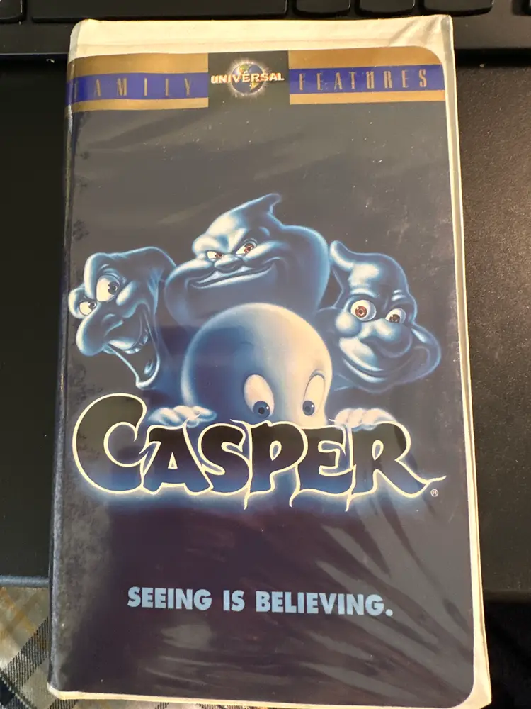Vintage Casper (1995) VHS Tape - A Spirited Family Classic!