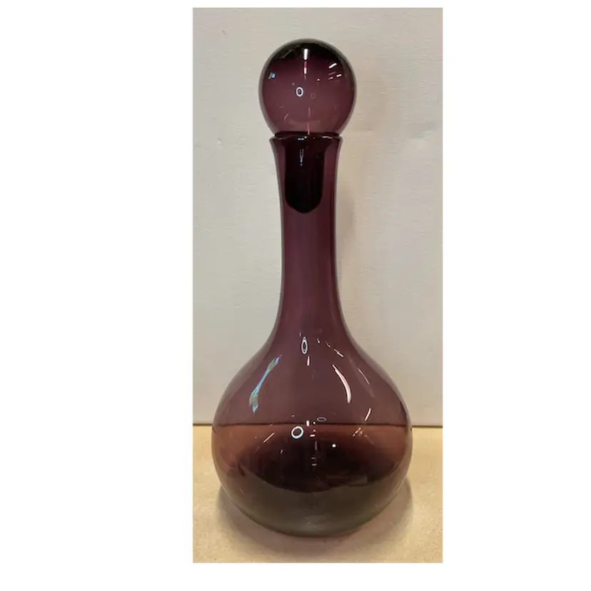 16. Mid-century modern vintage amethyst decanter