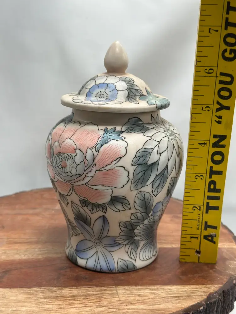 Vintage Coral / Pink Lotus Floral Vase Ginger Jar W/ Lid Lovely Marked