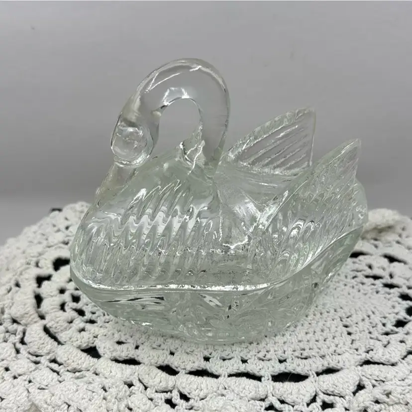 Very Glowy Molded Glass Swan Candy Dish, 5”x5”