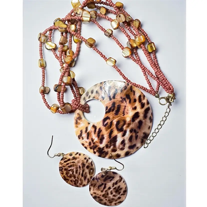 Reversible Shell & Sead Bead Necklace & Earring Set Cheetah Or Abalone
