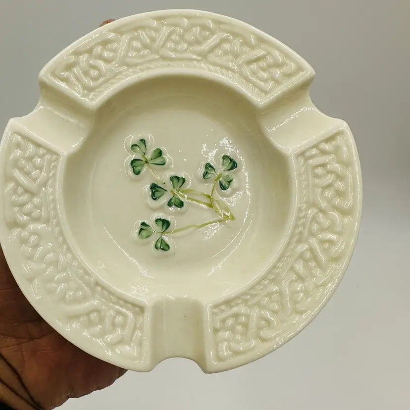 Belleek Ashtray Shamrocks 6th mark 1965 -1980 Ireland Small Vintage Porcelain 