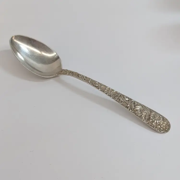 Vintage S. Kirk & Son Repousse Sterling Silver Teaspoon No Mono Marked "R" 28g