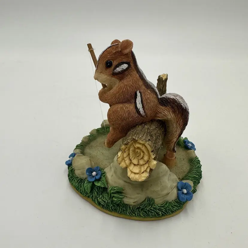 Fitz and Floyd Figurine Charming Tails Gone Fishing Cnauncey Chipmunk Decor