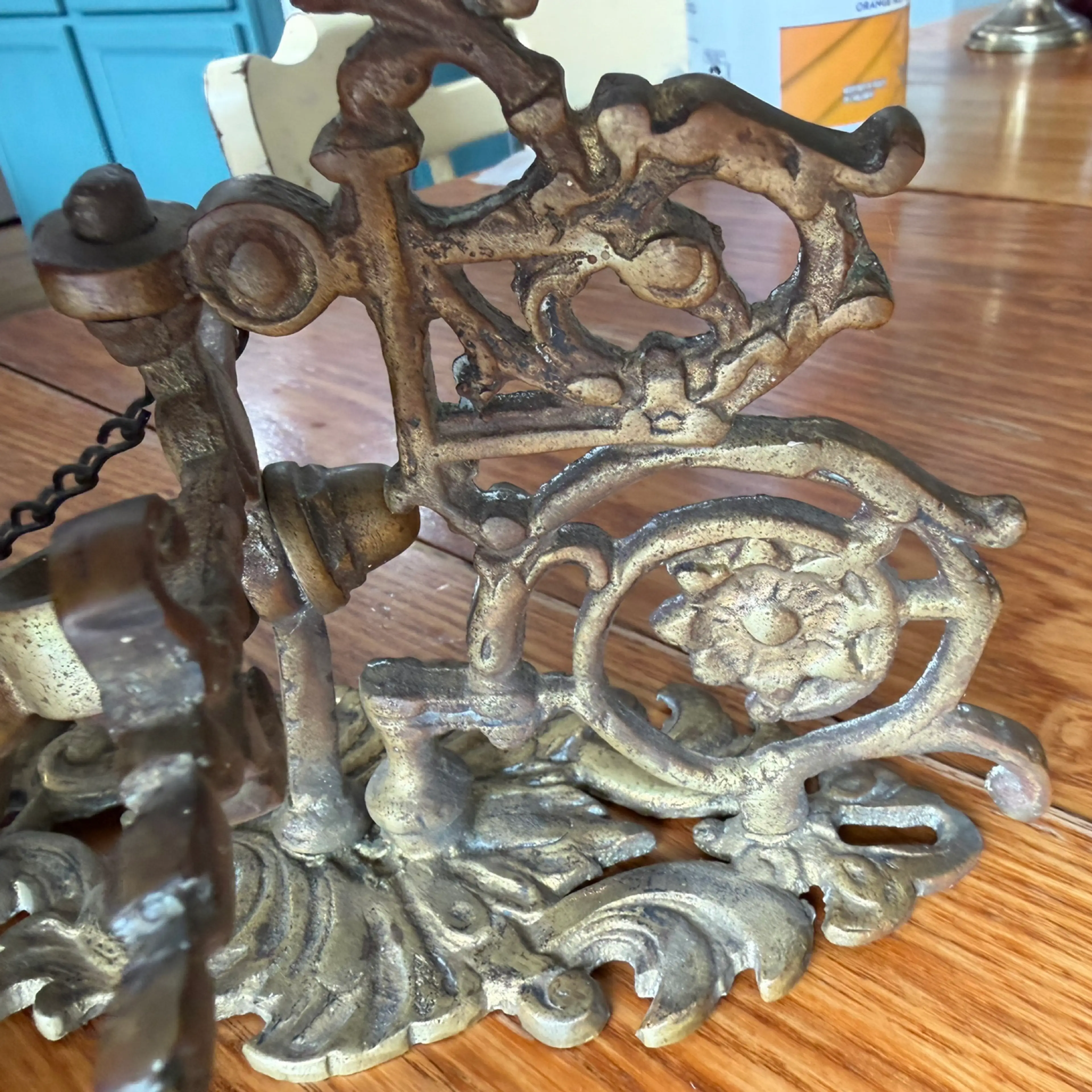 Image 4 of 4